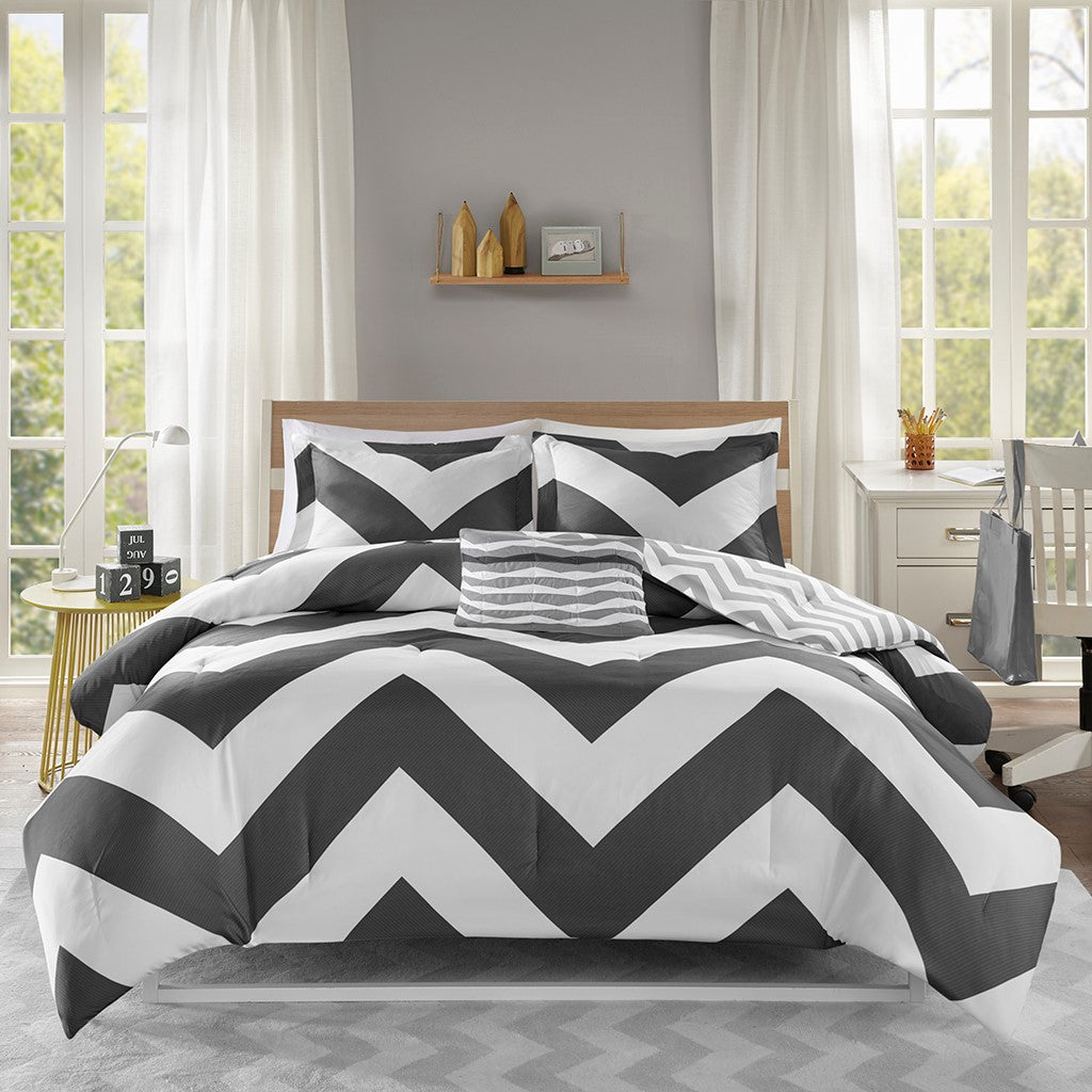 Libra Comforter Set