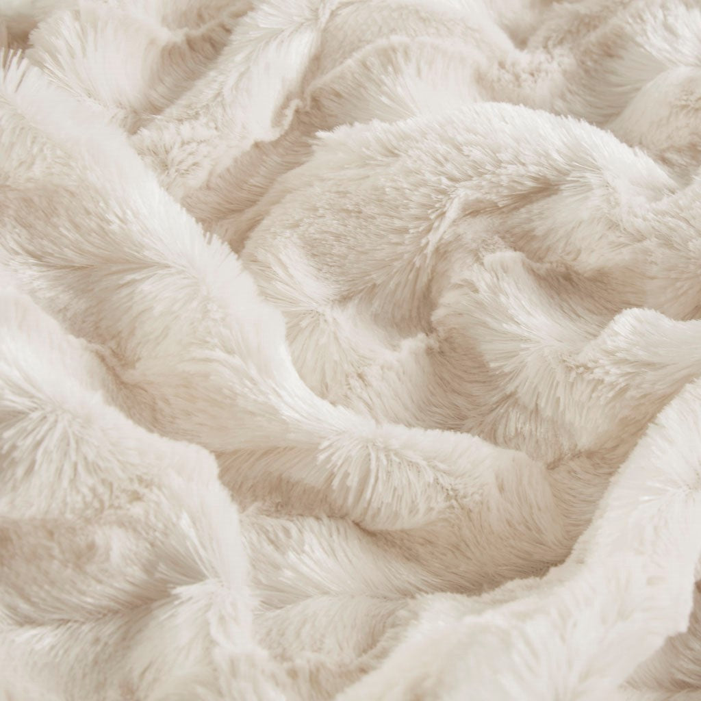 Duke Faux Fur Weighted Blanket