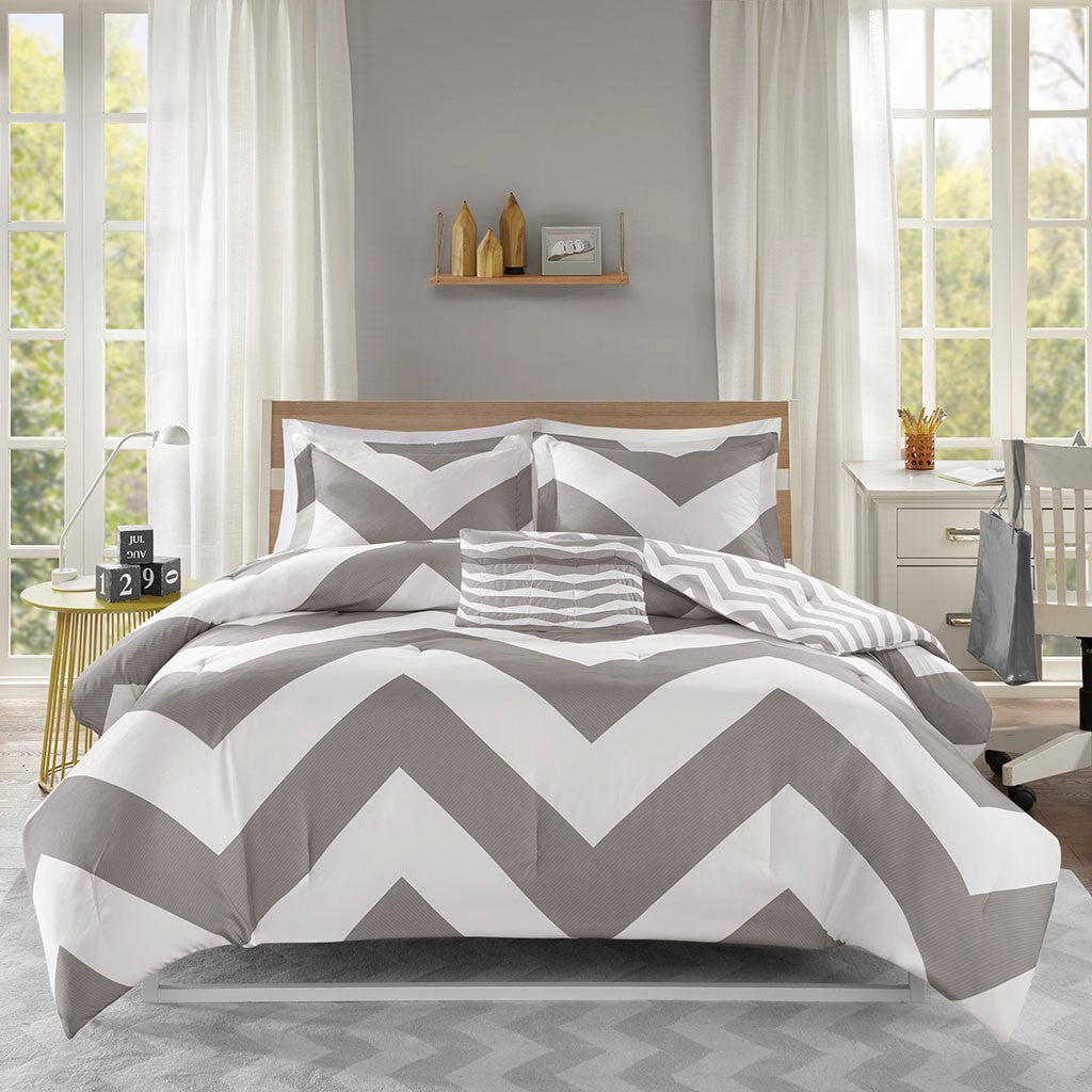 Libra Comforter Set