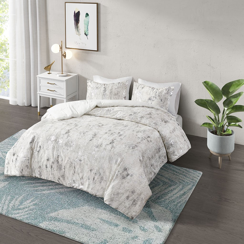 Pearl Metallic Printed Velvet Comforter Set