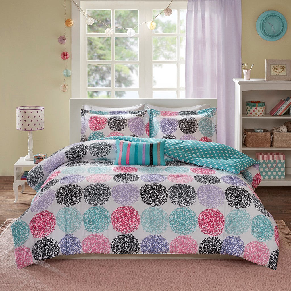 Carly Reversible Comforter Set