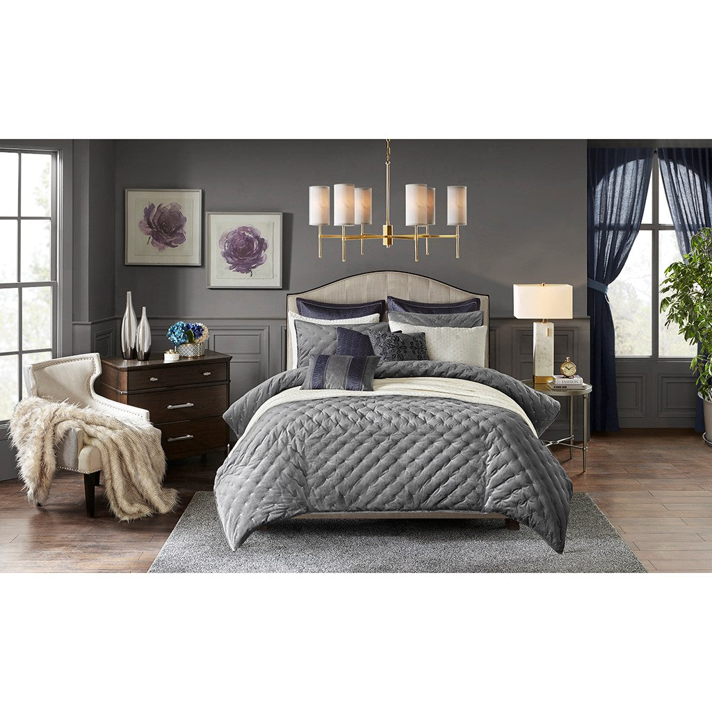 Sophisticate Velvet Comforter Set